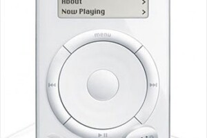 Steve Jobs unveils ipod_first_gen