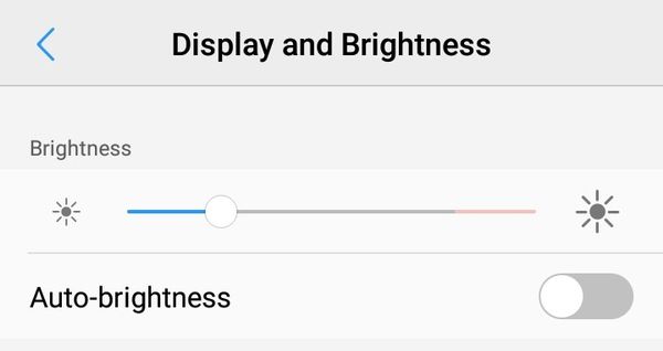 does lower brightness save battery